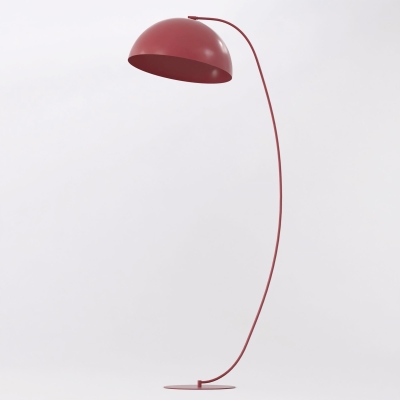 Nowoczesna lampa podłogowa Brook z kopułowym kloszem