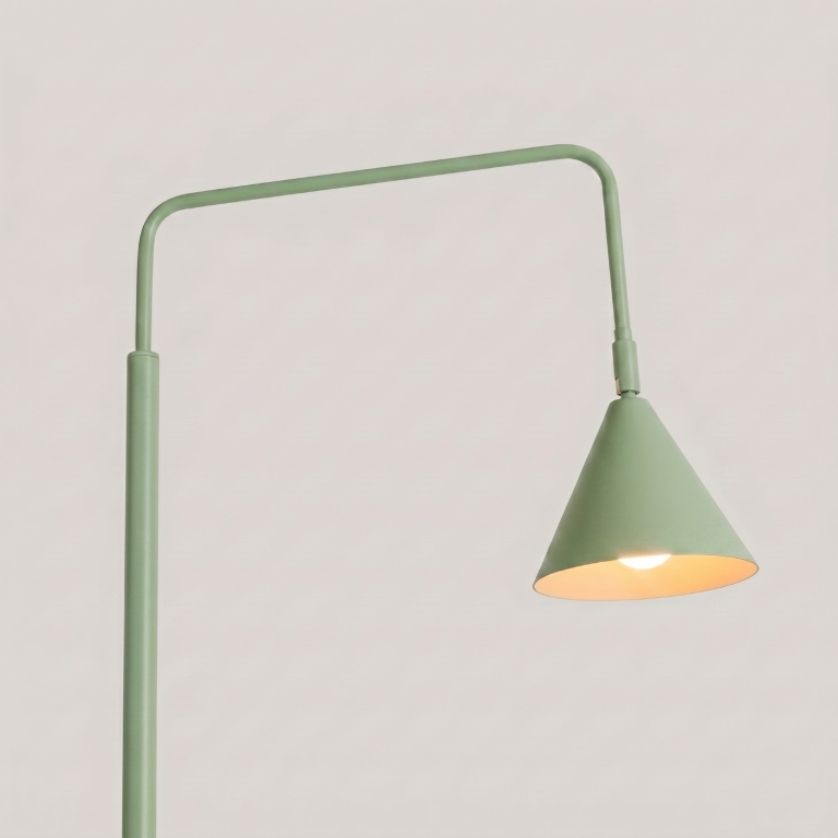 minimalistyczna-sage-lampa-stojąca