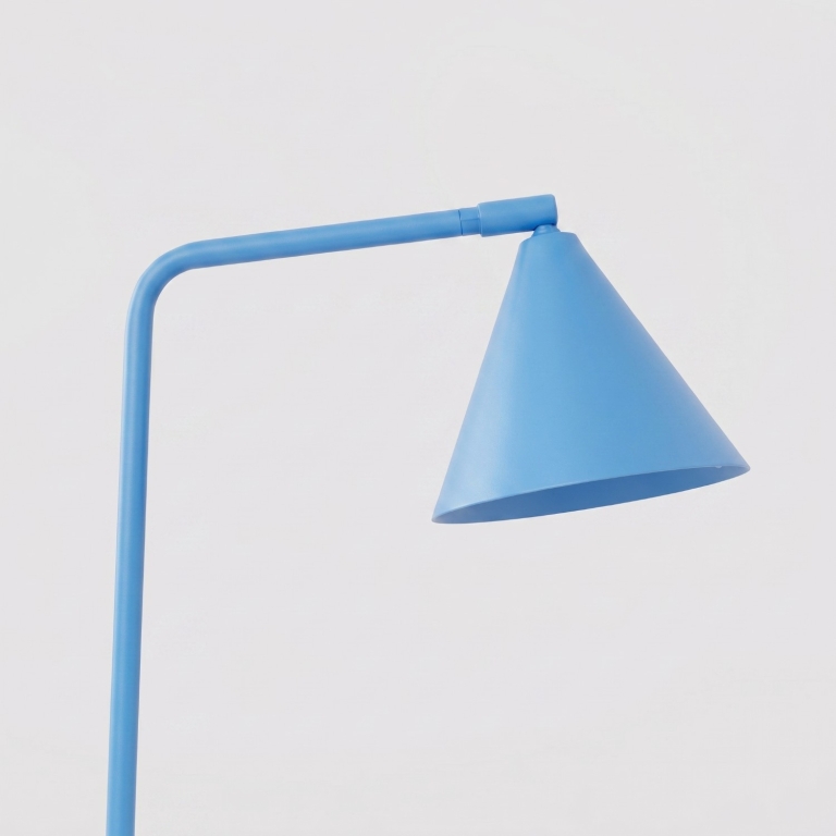 nowoczesna-błękitna-lampka-nocna