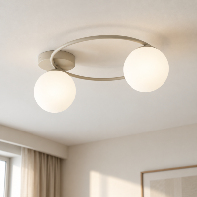 Neris - lampa z opalowymi kloszami