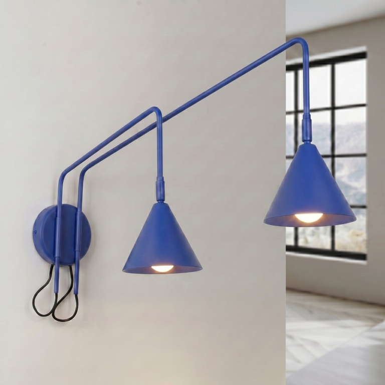 regulowana-lampa-ścienna