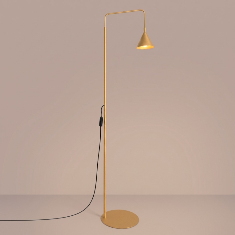 złote-lampy-podłogowe