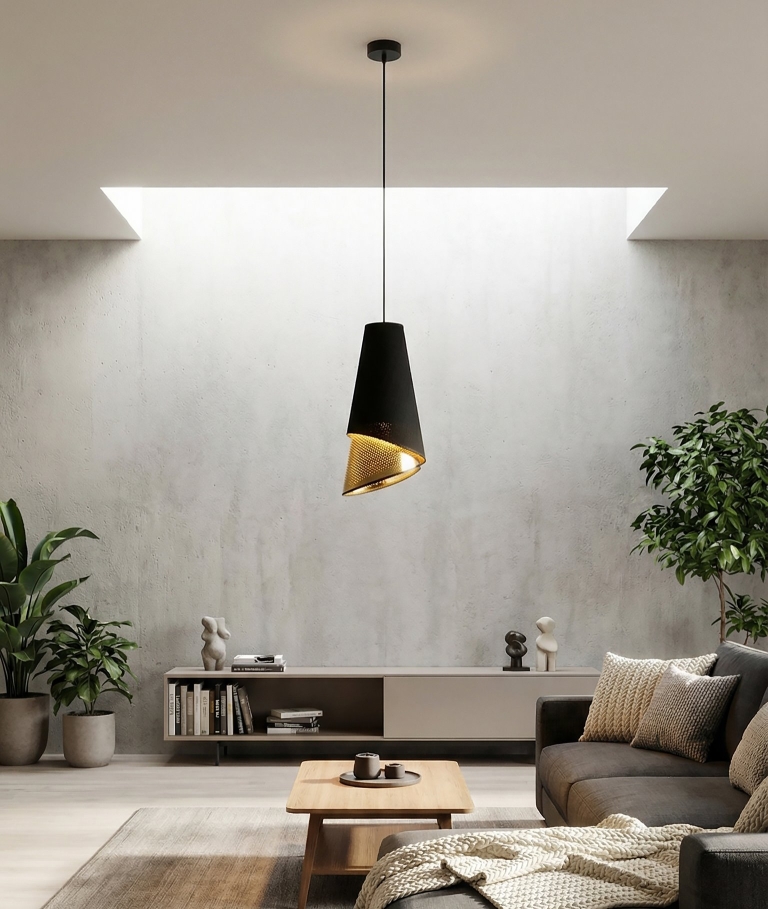 złote-lampy-wiszące-z-materiałowym-abażurem