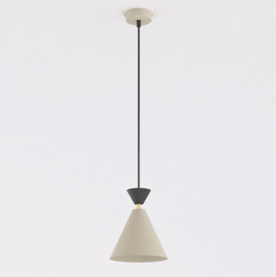 Pojedyncza lampa wisząca Nuvia ze stożkowym kloszem