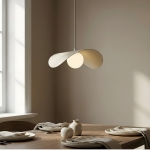 Nowoczesna lampa Veyra z kloszem kulą