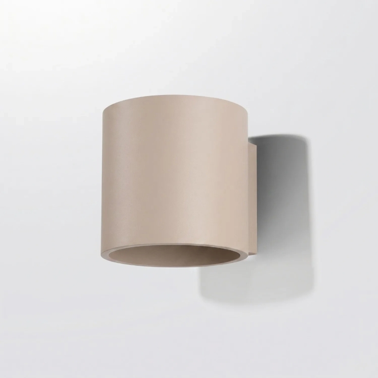 aluminiowa-lampa-ścienna