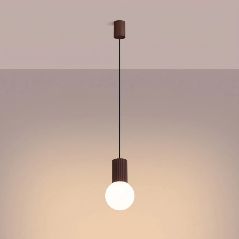 brązowa-szklana-lampa-wisząca