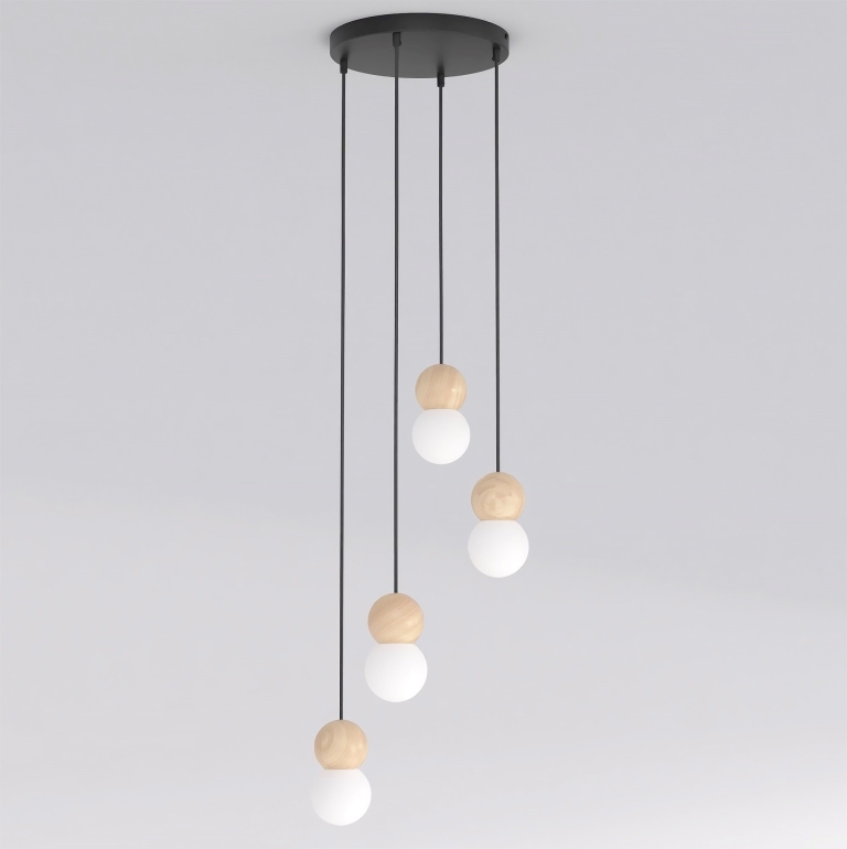 czarna-lampa-wisząca-z-naturalnym-akcentem-do-kuchni