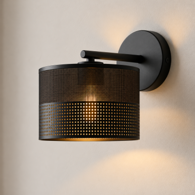 Lampa ścienna Solvia z czarnym abażurem