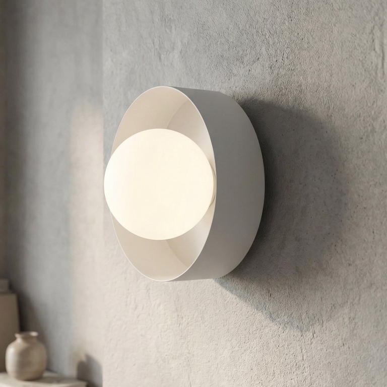 dekoracyjna-lampa-ścienna-nad-łóżko