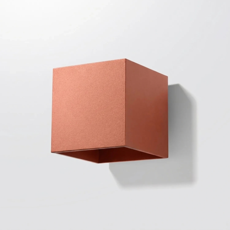 dekoracyjna-rdzawa-lampa-ścienna