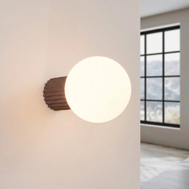 designerska-kawowa-aluminiowa-lampa-ścienna