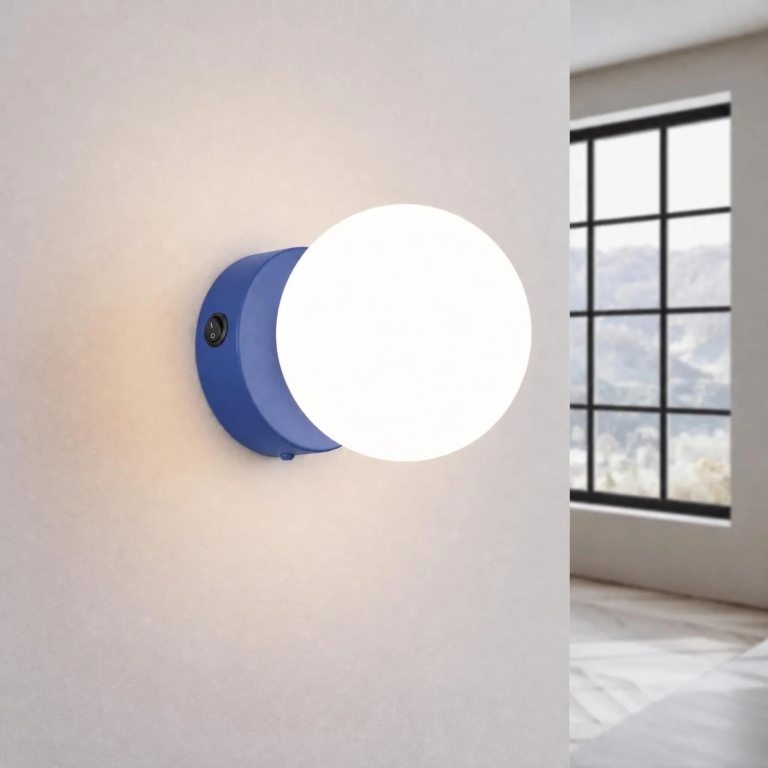 designerska-lampa-ścienna-do-kuchni