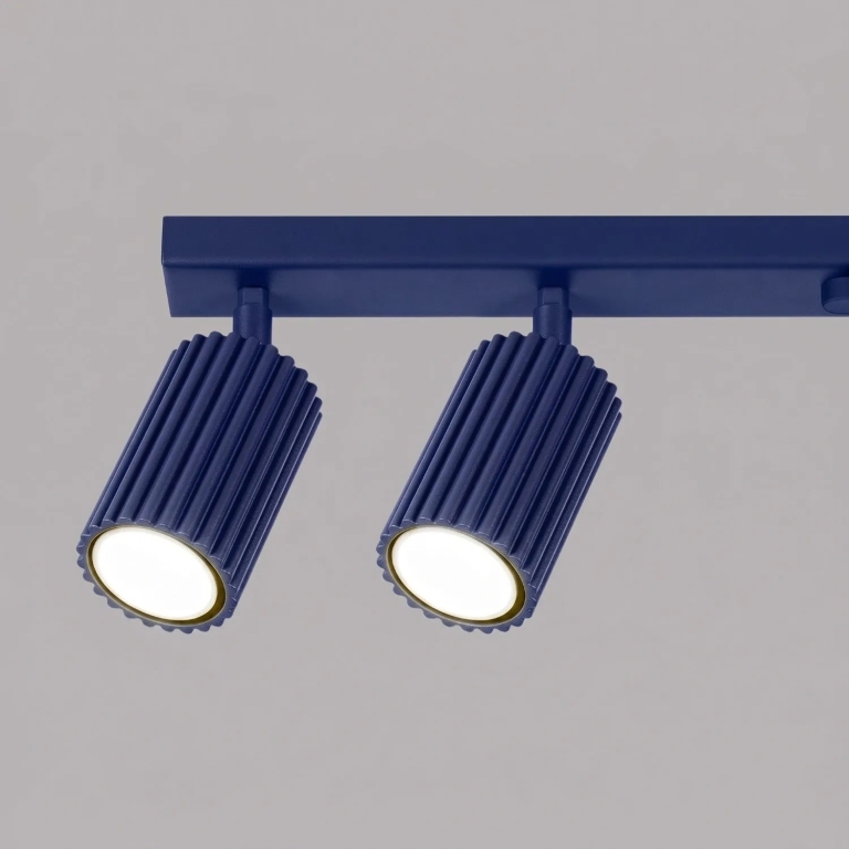 kobaltowa-metalowa-lampa-sufitowa-z-ryflowanymi-kloszami