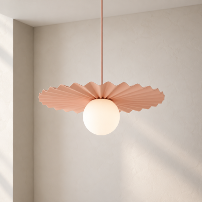 Koralowa lampa wisząca Flara o unikatowym designie