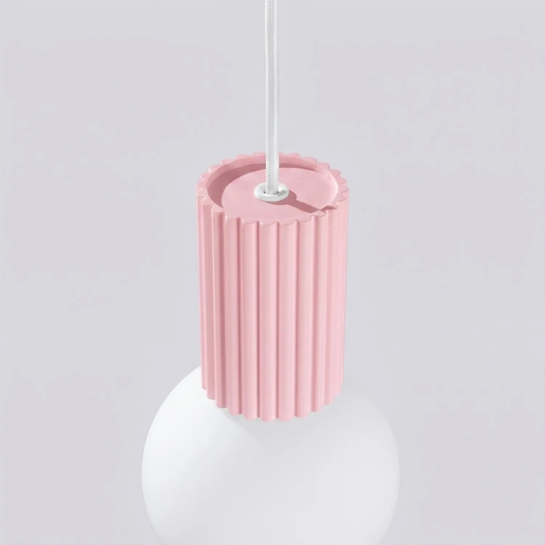 lampa-wisząca-pudroworóżowa