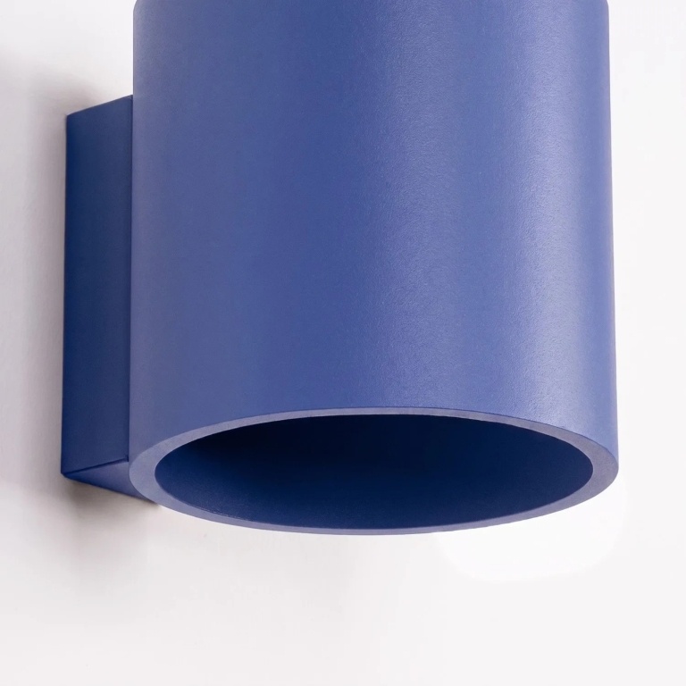metalowa-nowoczesna-lampa-ścienna