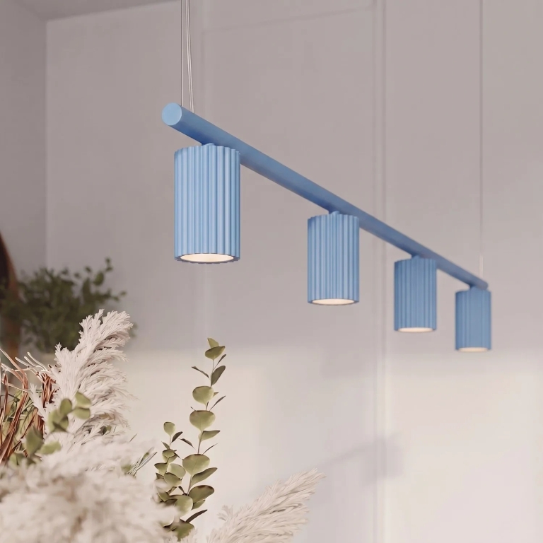 minimalistyczna-błękitna-metalowa-lampa-wisząca-z-ryflowanymi-kloszami