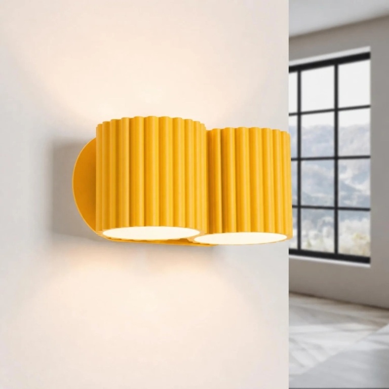 miodowa-lampa-ścienna