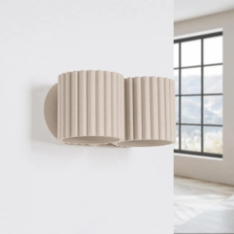 nowoczesna-beżowa-aluminiowa-lampa-ścienna