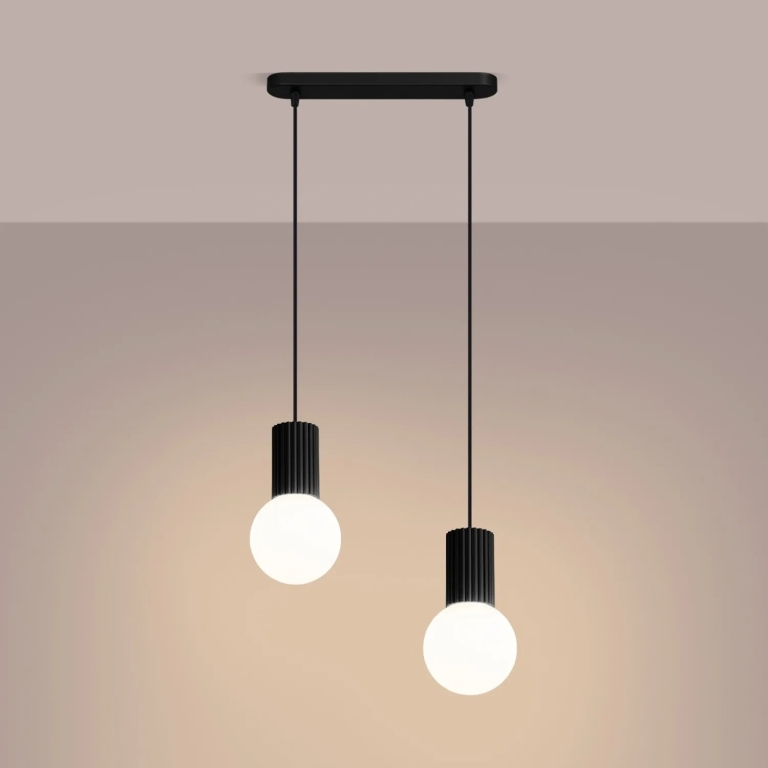 nowoczesna-lampa-wisząca-w-kolorze-czarnym