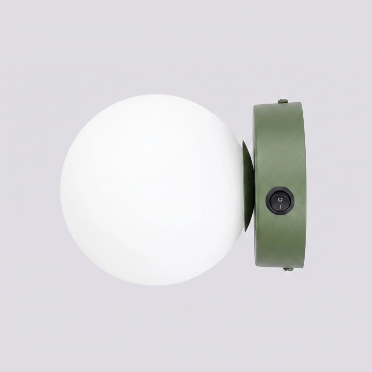 nowoczesna-oliwkowozielona-lampa-ścienna