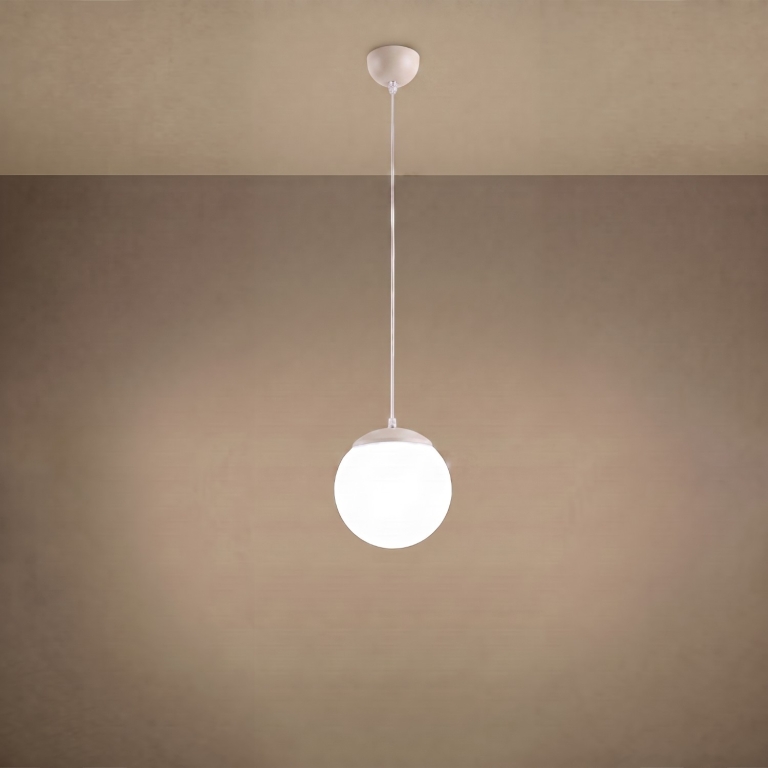 ozdobna-beżowa-lampa-wisząca-do-sypialni