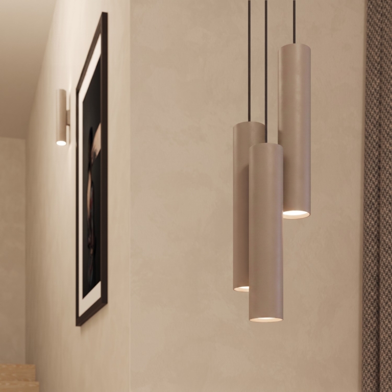 ozdobna-beżowa-stalowa-lampa-ścienna