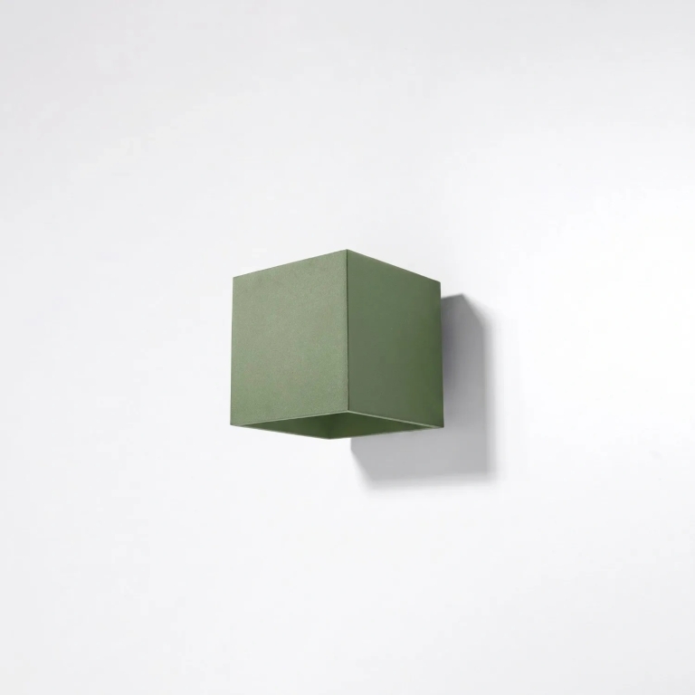ozdobna-lampa-ścienna-do-sypialni