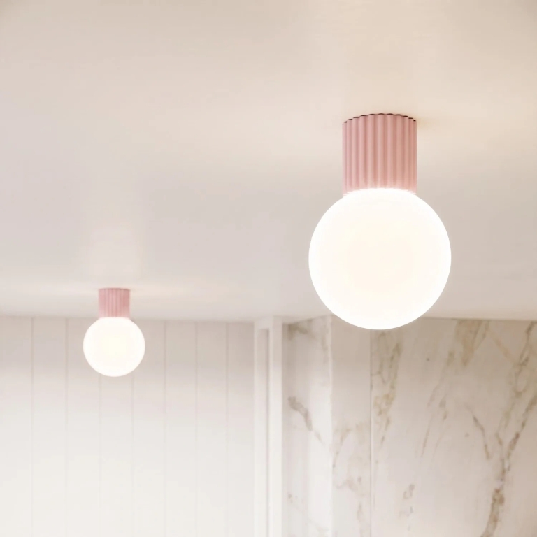 pudrowa-lampa-ścienna