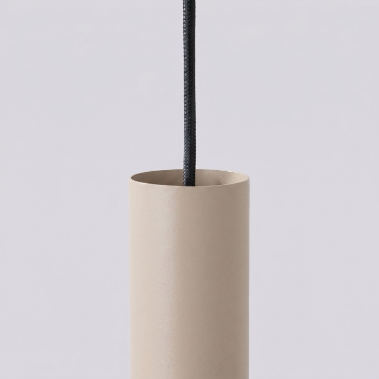 stalowa-lampa-wisząca-beżowa