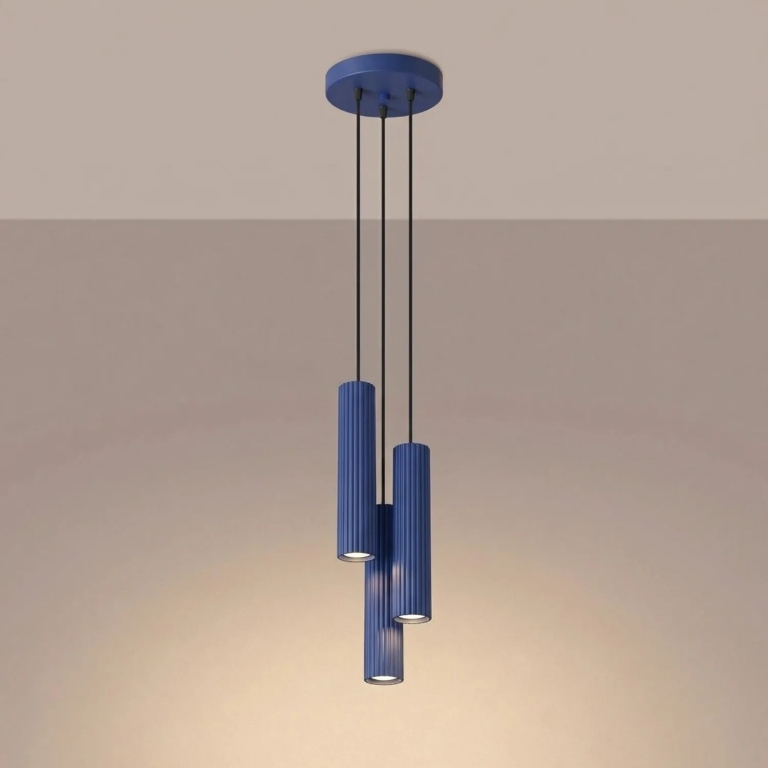stylowa-metalowa-lampa-wisząca-z-kloszami-tubami