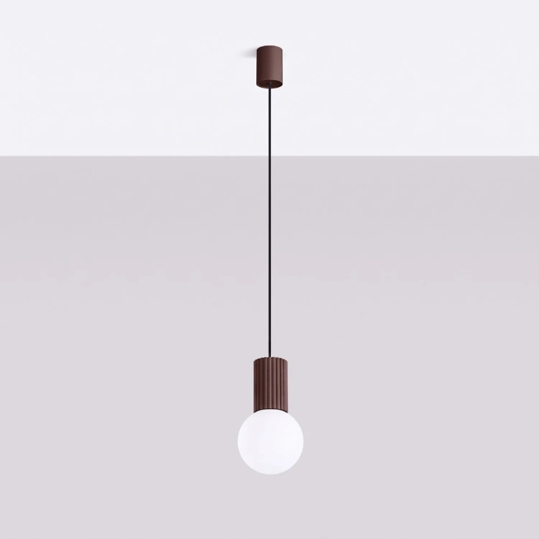 szklana-minimalistyczna-lampa-wisząca