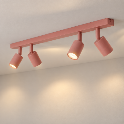 Koralowa lampa sufitowa Malia z czterema reflektorami