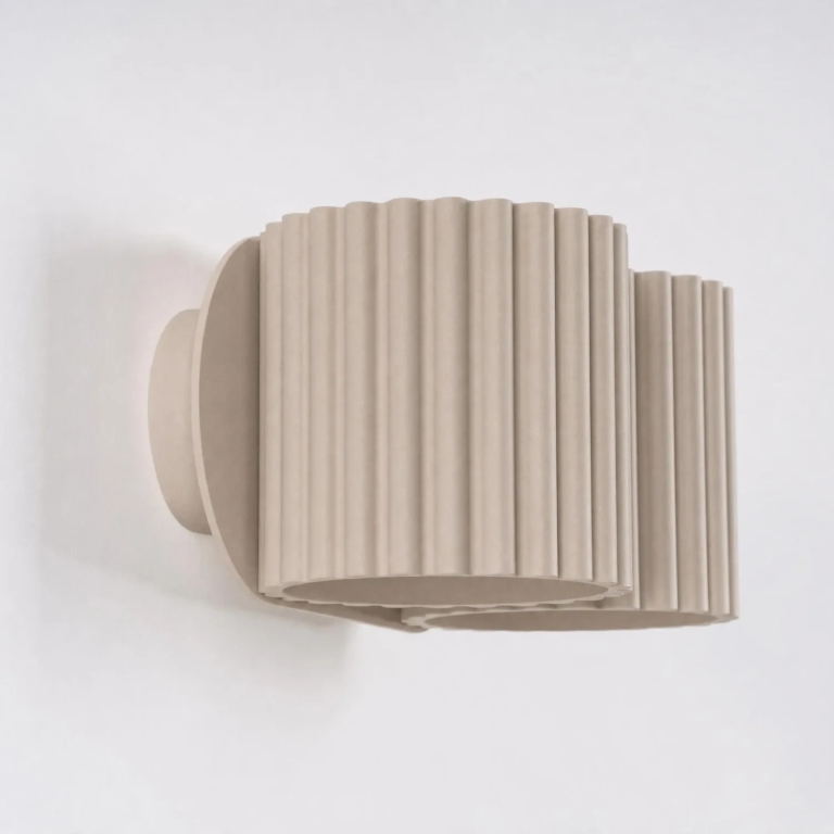 taupe-elegancka-lampa-ścienna