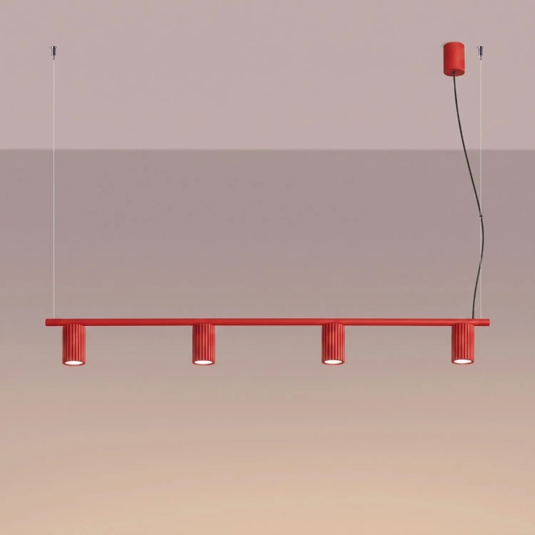 wiśniowa-metalowa-lampa-wisząca