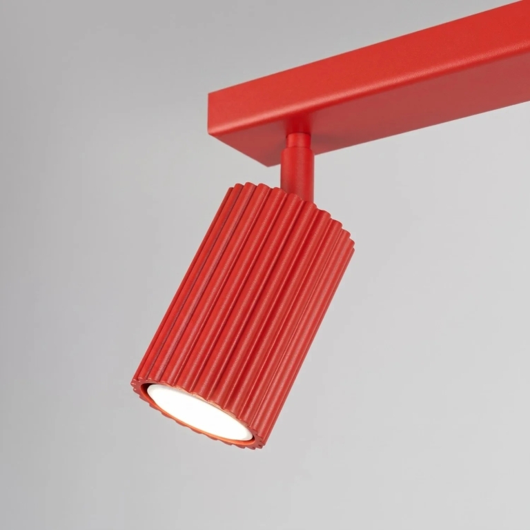 wiśniowa-regulowana-lampa-sufitowa