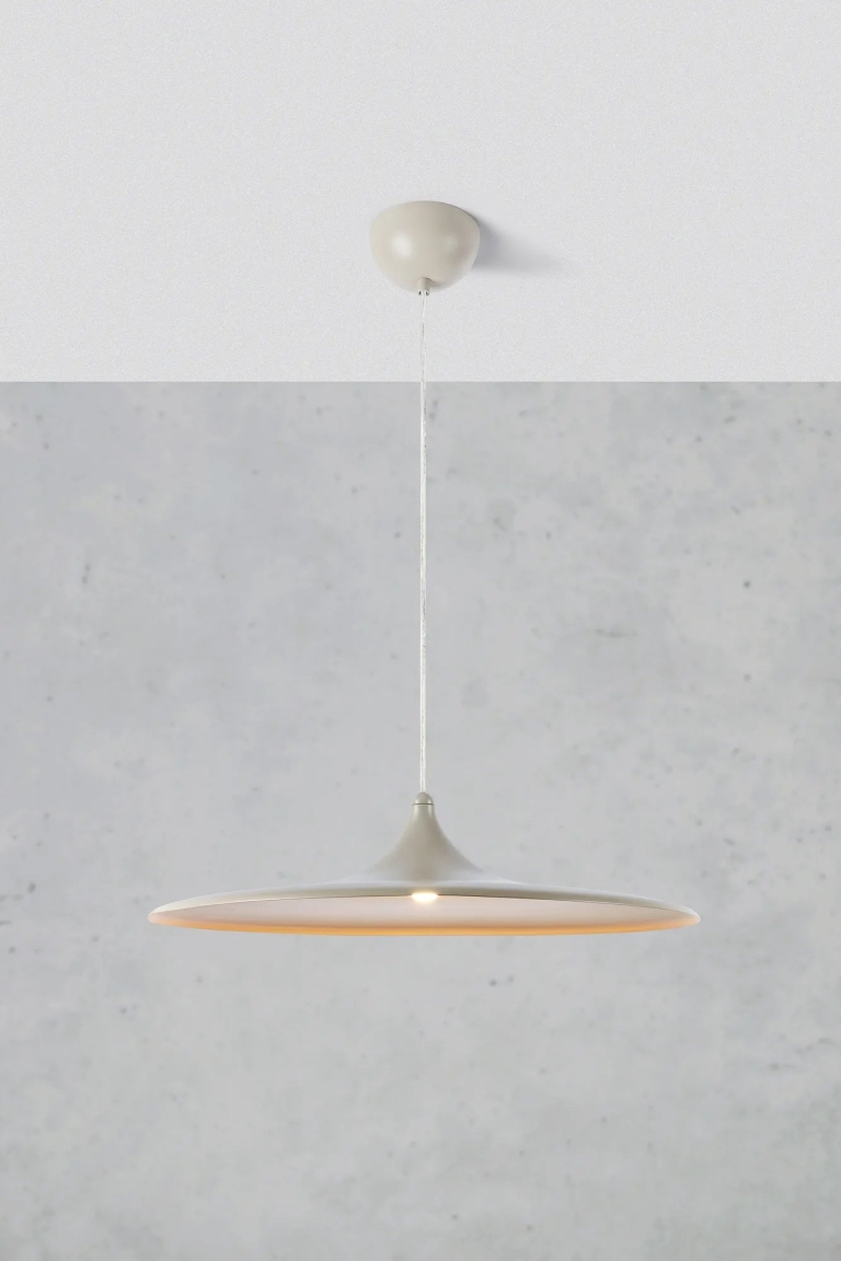 beżowe-lampy-wiszące