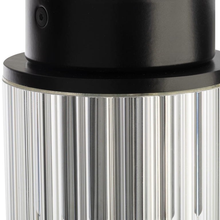 dekoracyjna-czarna-lampa-elewacyjna