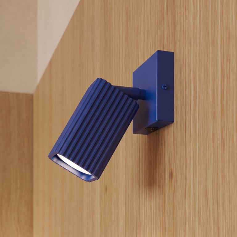 designerska-ultramarynowa-lampa-sufitowa