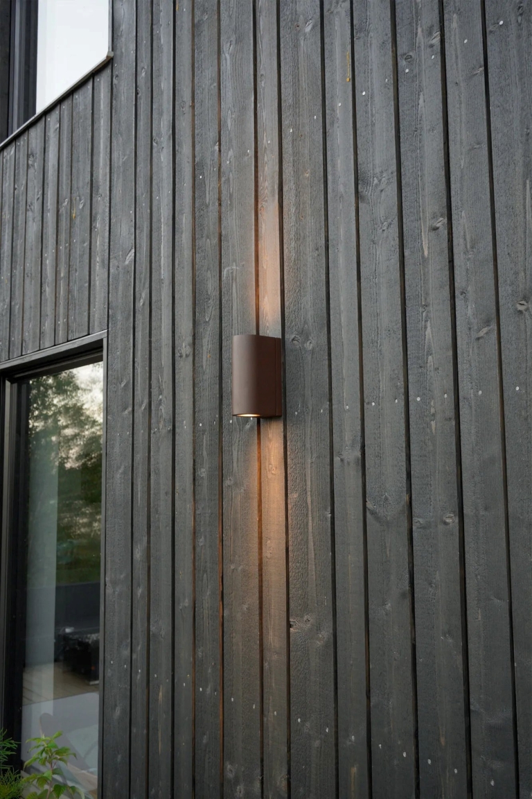 lampa-elewacyjna-corten