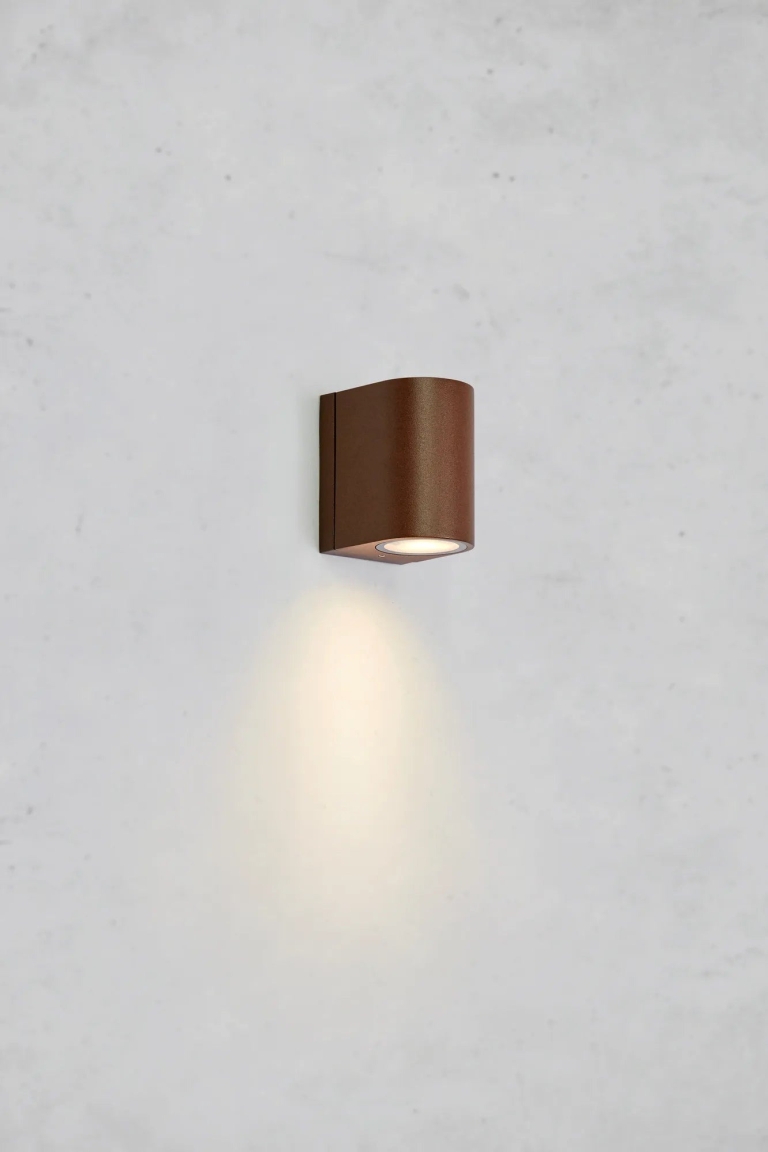 lampa-elewacyjna-corten