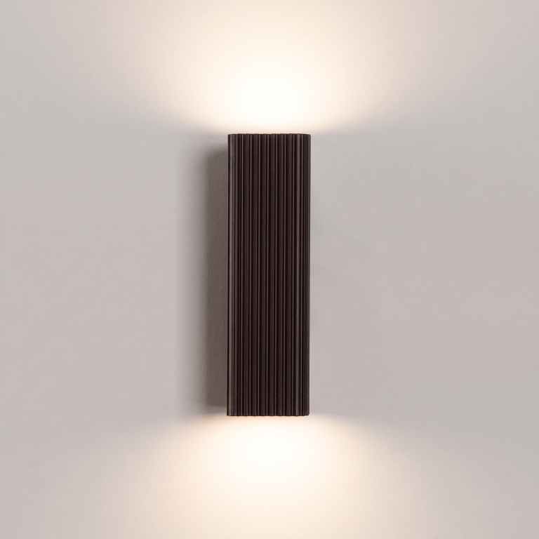 lampa-ścienna-w-kolorze-czarnym