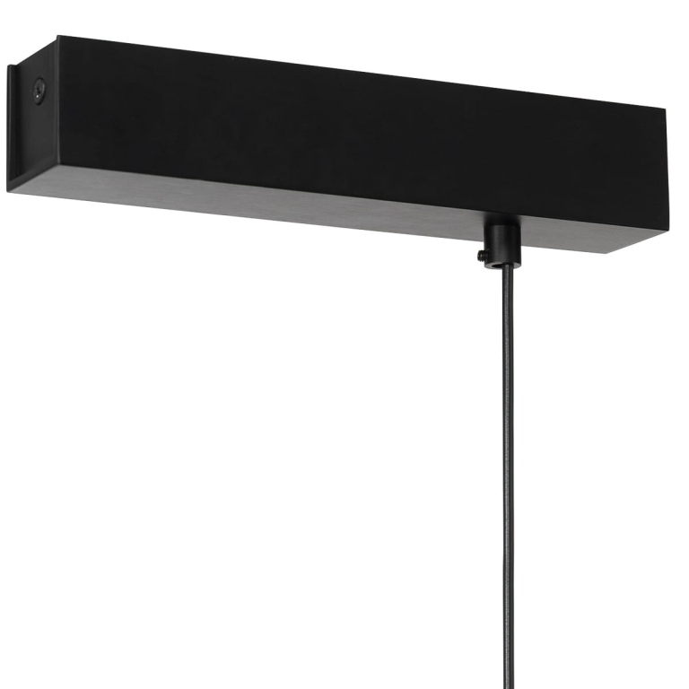 lampa-wisząca-czarna-nad-wyspę-kuchenną