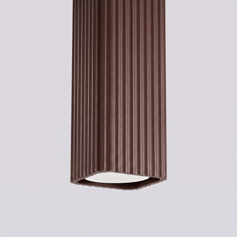 lampa-wisząca-w-kolorze-brązowym