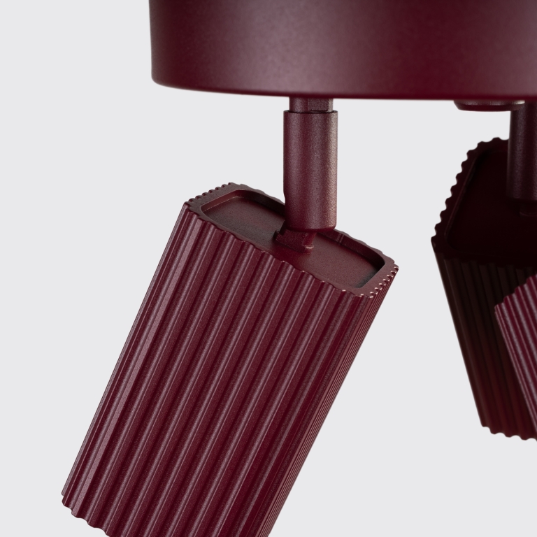 minimalistyczna-burgundowa-lampa-sufitowa-do-biura