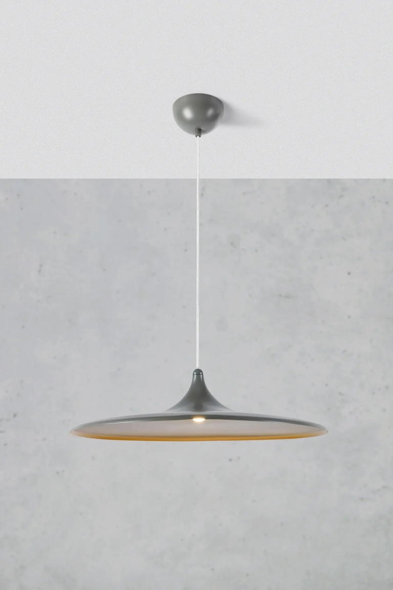 minimalistyczna-szara-lampa-wisząca