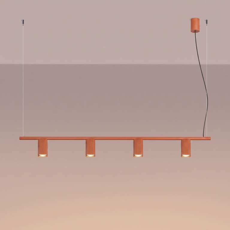 ochrowa-aluminiowa-lampa-wisząca-z-karbowanymi-kloszami