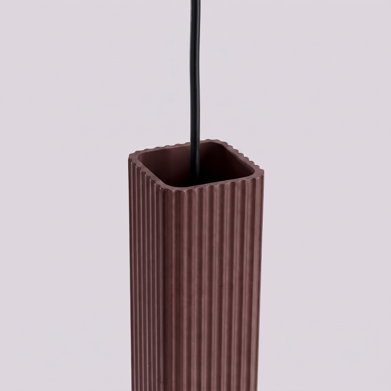ozdobna-brązowa-lampa-wisząca