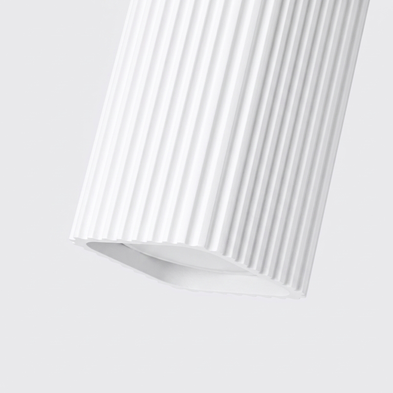 ozdobna-lampa-sufitowa-do-przedpokoju-z-karbowanymi-kloszami